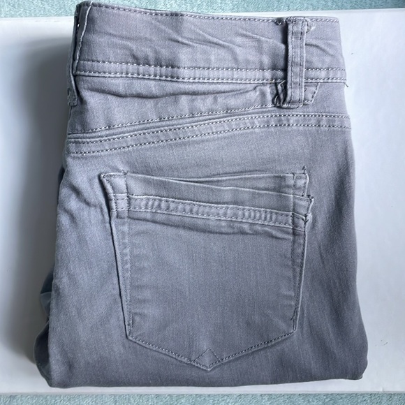 Democracy Ab Solution Grey Ankle Pants - Picture 4 of 8